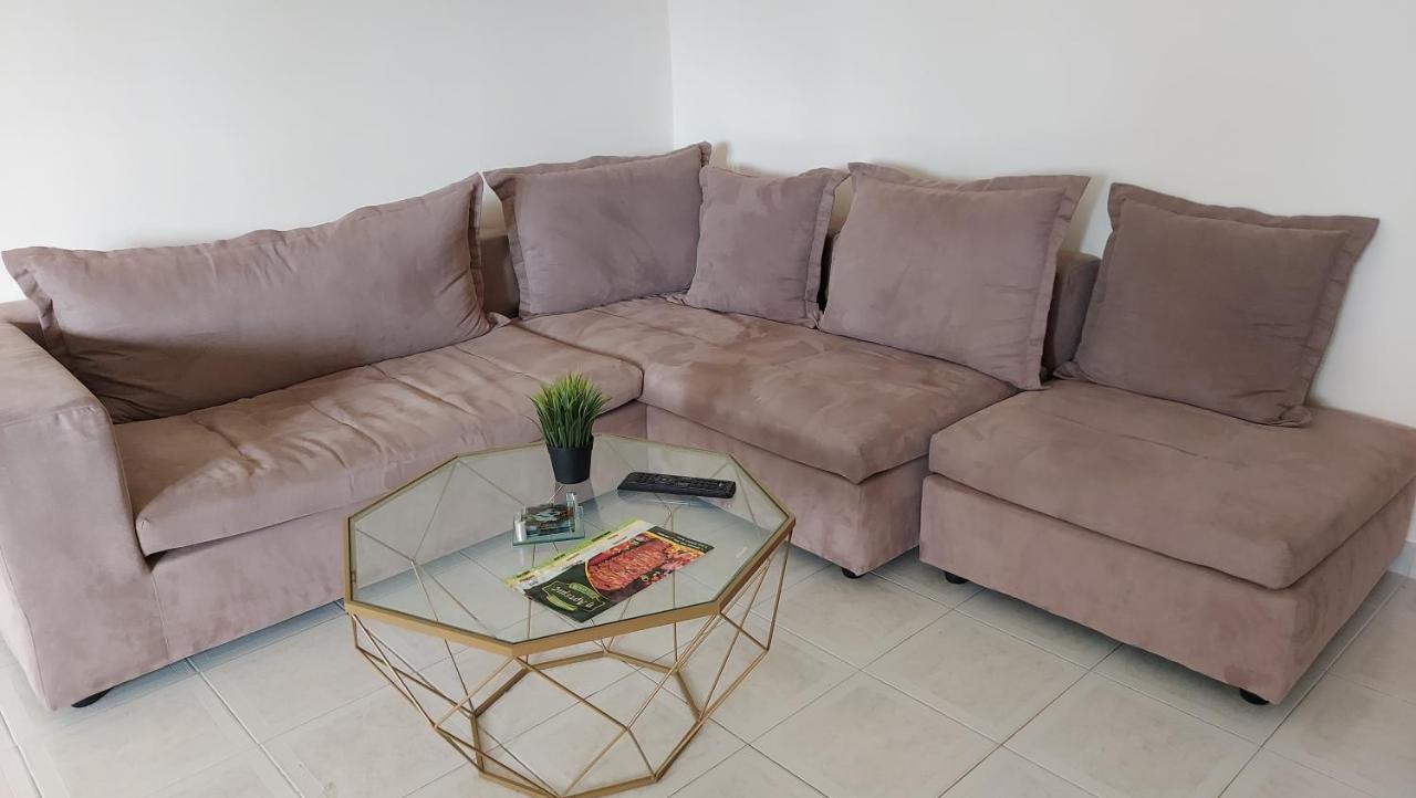 Dolphin 2 Apartment Артемида Екстериор снимка