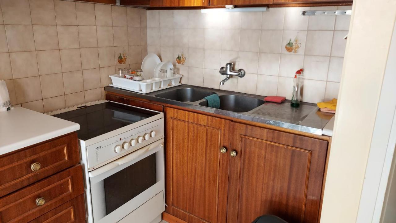 Dolphin 2 Apartment Артемида Екстериор снимка