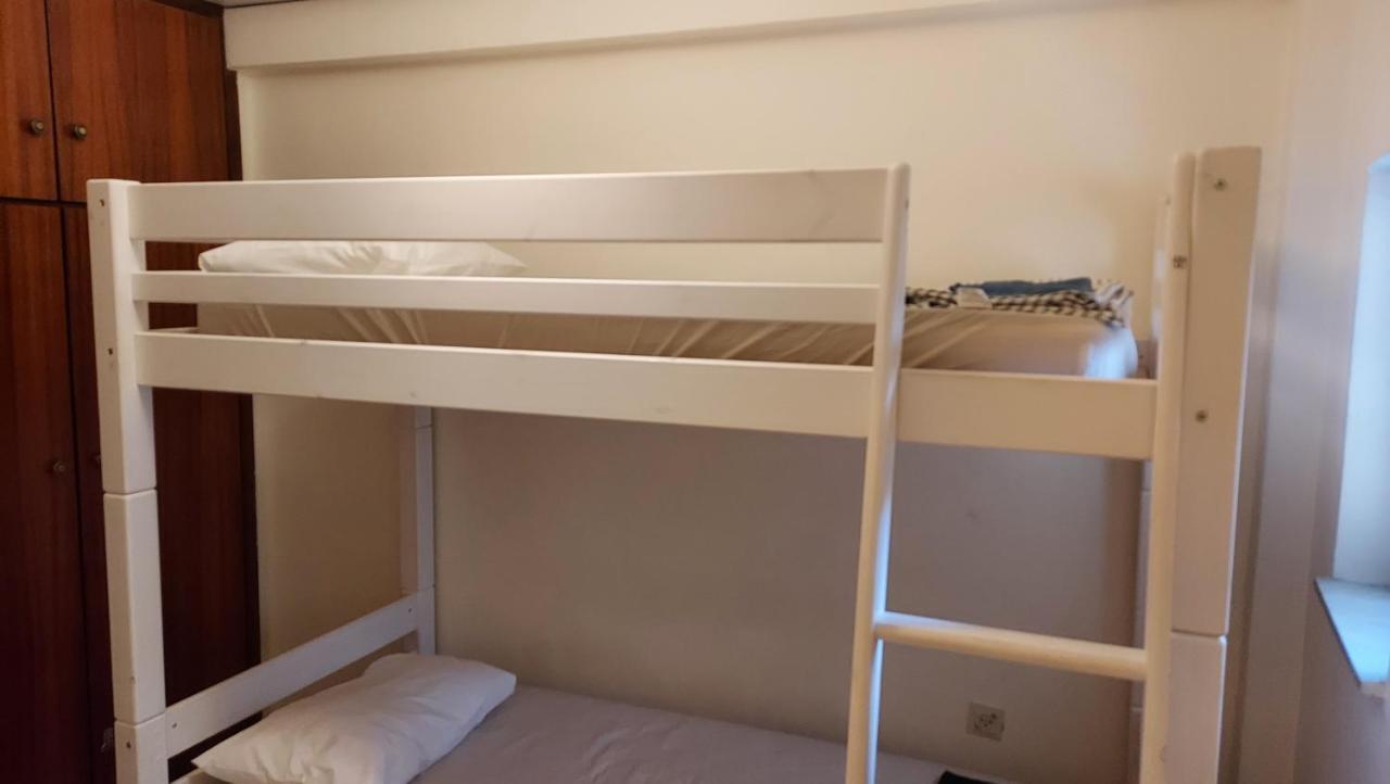 Dolphin 2 Apartment Артемида Екстериор снимка