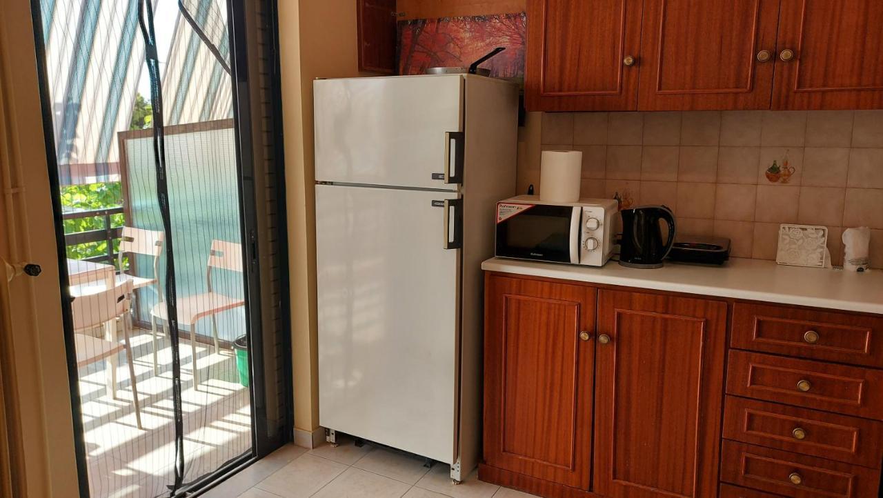 Dolphin 2 Apartment Артемида Екстериор снимка